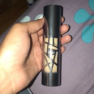 Urban decay all night liquid foundation